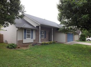 828 S Duke Ave, Springfield, MO 65802