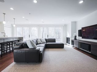 41 Gilbert Rd, Needham, MA 02492