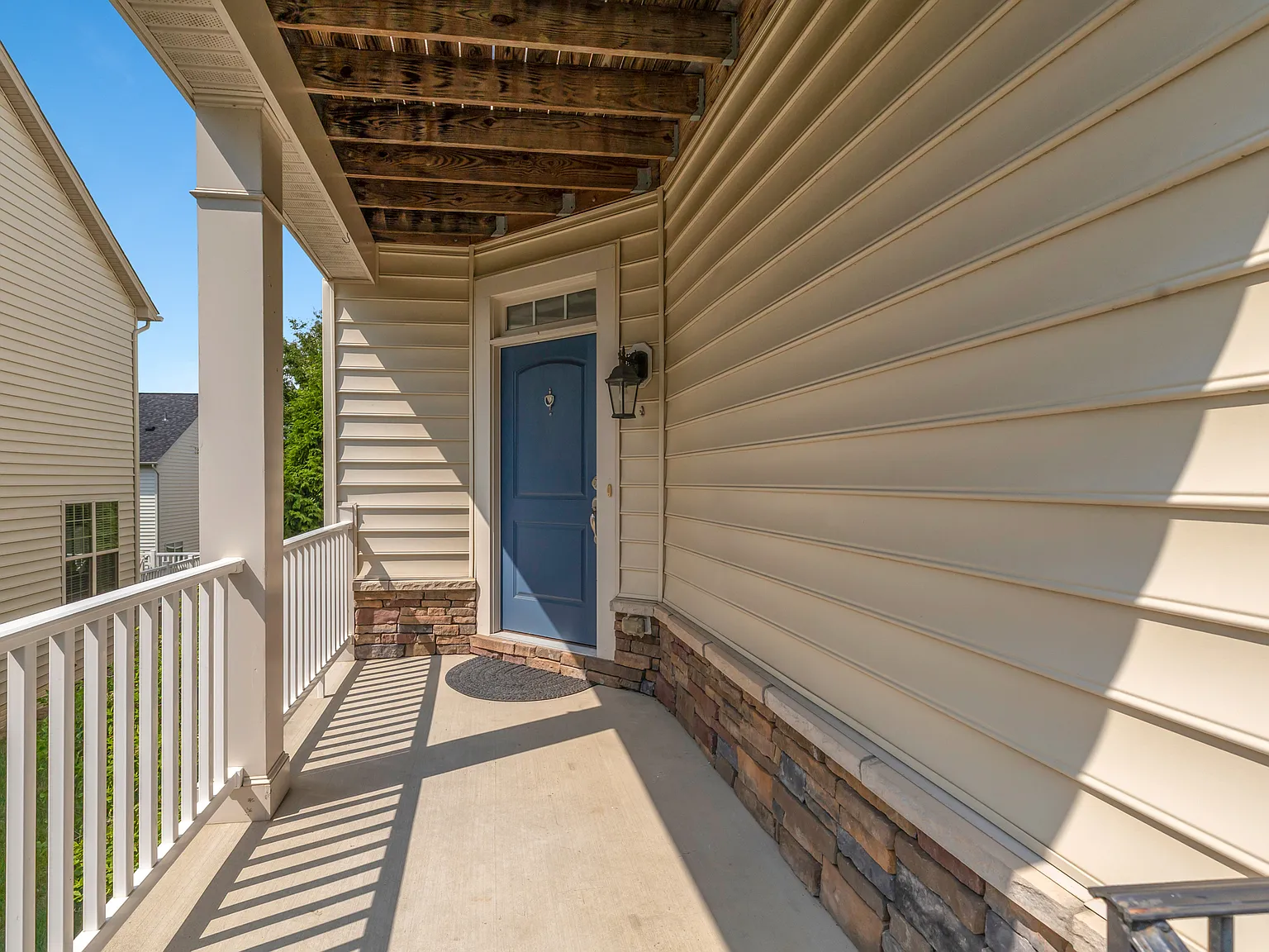5 bed, 4165 sqft, $4,900 — Photo 4