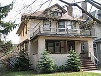 2nd image of 1517 W Birchwood Ave