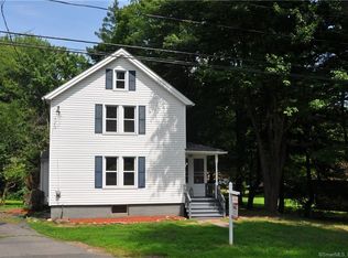 44 Gabb Rd, Bloomfield, CT 06002