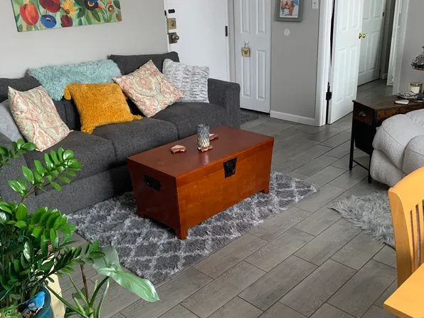 3520 Washington Ave #203, Finleyville, PA 15332