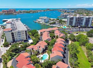 240 Windward Psge APT 605, Clearwater, FL 33767