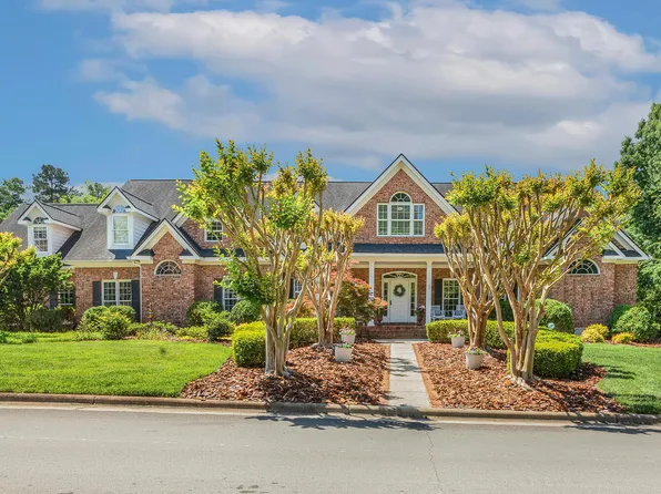 129 Trellingwood Dr, Morrisville, NC 27560