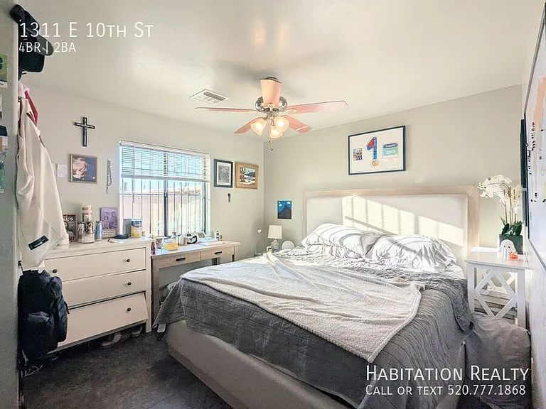 1311 E 10th St — Photo 12