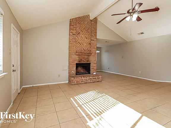 3rd image of 26235 Cypresswood Dr
