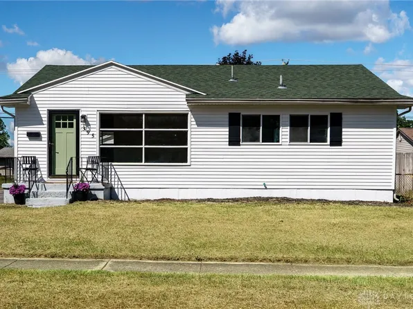 395 Dundee Cir, Dayton, OH 45431