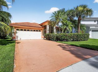 1520 S Club Dr, Wellington, FL 33414