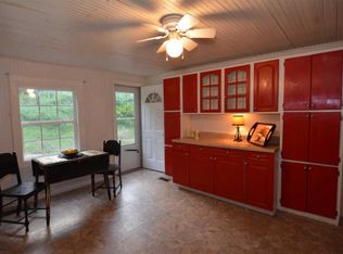 1433 Buckeye Rd, Fayetteville, TN 37334