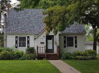 428 E 11th St, Blue Earth, MN 56013