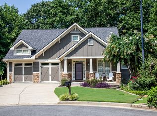 110 Peregrine Way NW, Kennesaw, GA 30144