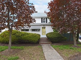 699 Main St, Watertown, MA 02472