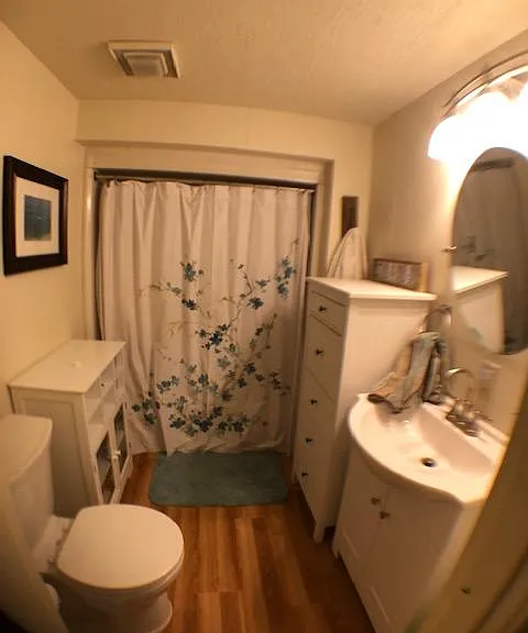 2346 Sherbrook St — Photo 3