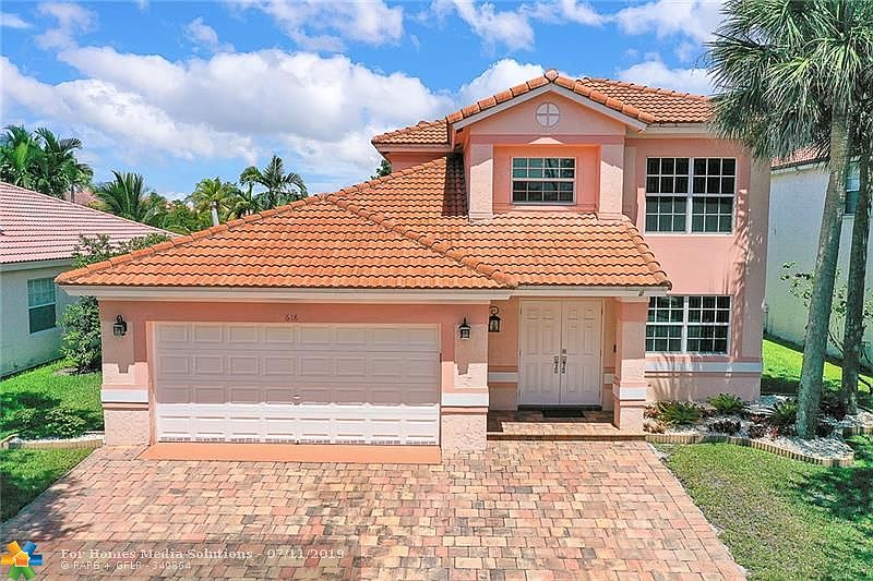 1st image of 618 NW 135th Ter