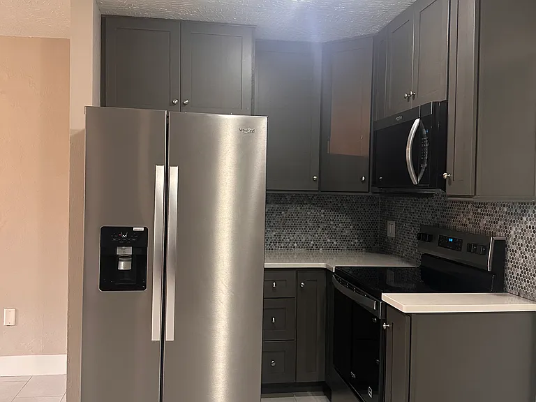 1665 Moreno Ave — Photo 5
