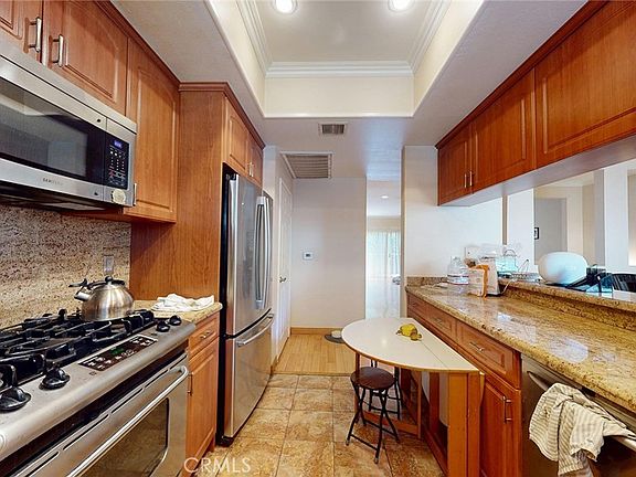 4th image of 14919 Dickens St APT 105