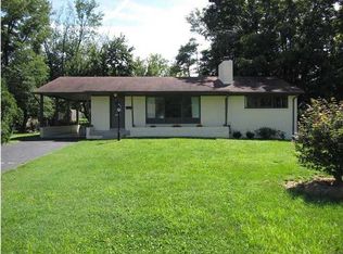 2715 Shannon Dr, Louisville, KY 40220