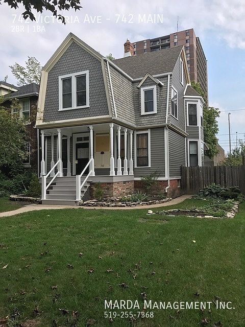 1st image of 742 Victoria Ave #742