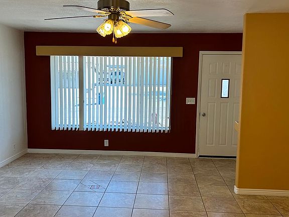 3rd image of 2720 Shasta Ln