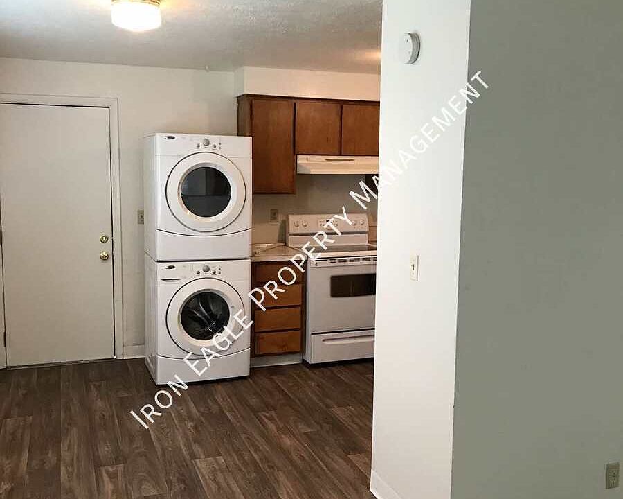 2nd image of 2708 W Madison Ave