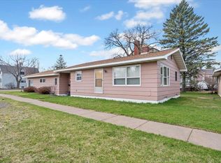 211 E 7th St, Superior, WI 54880