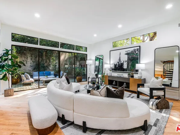 9953 Westwanda Dr, Beverly Hills, CA 90210