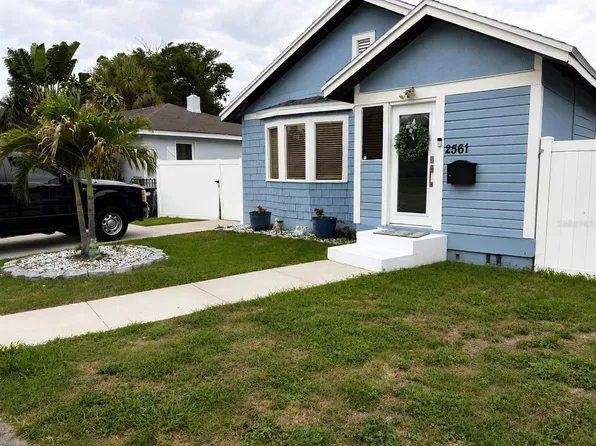 2561 13th Ave N, Saint Petersburg, FL 33713