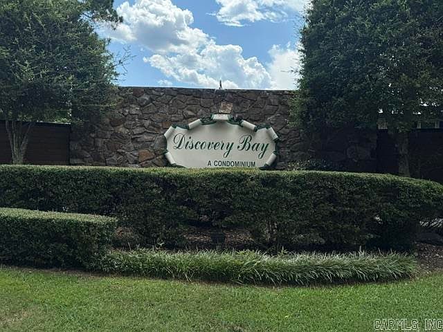 1st image of 100 Discovery Bay Ln Unit 13