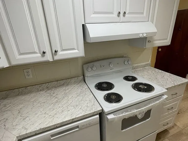 Olive Terrace Apartments — Photo 24