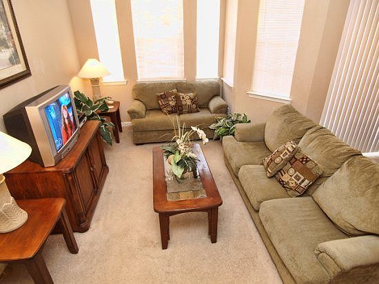 TR2C305-Living-Area-Scene-