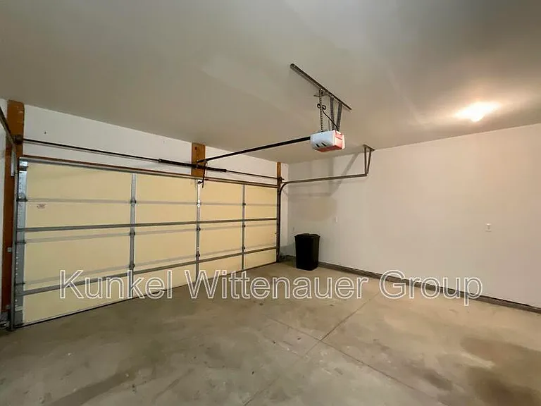 320 Ring Of Kerry Dr — Photo 32