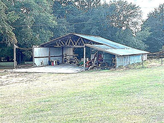 5th image of 1221 D Hodge Rd