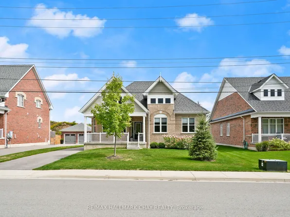 213 Mary St, Clearview, ON L0M 1G0