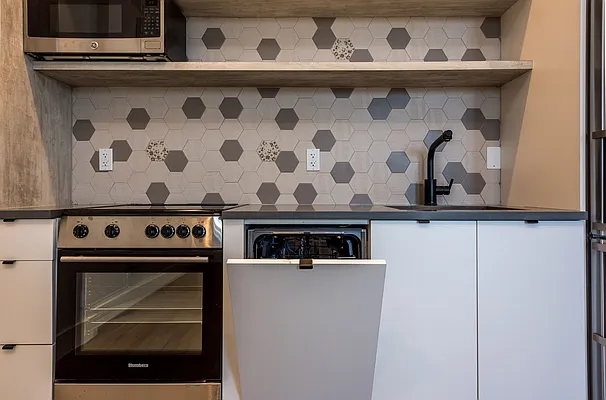 Rented by Nooklyn NYC LLC | media 63