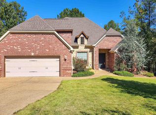 15 Lejos Ln, Hot Springs Village, AR 71909