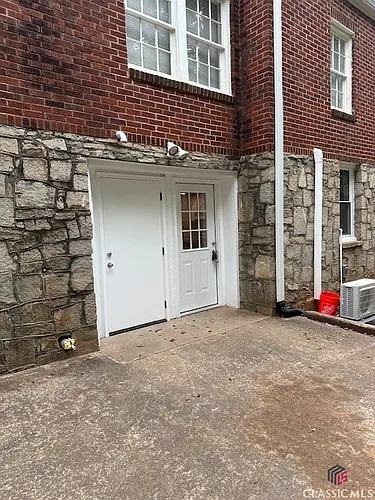 170 E Rutherford St #C Photo 1