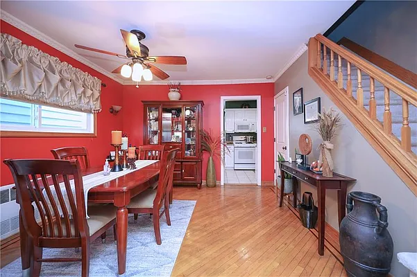 Sold by Remax Edge | media 11