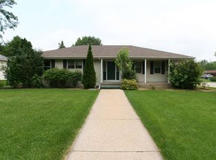 2800 Alexandria Pl, Janesville, WI 53548