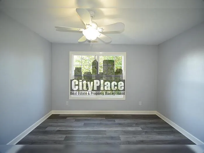 4440 Valley Trace Dr — Photo 22