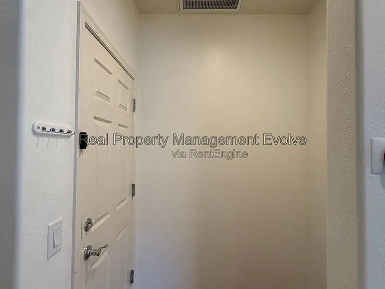 5731 W Encinas Ln — Photo 12