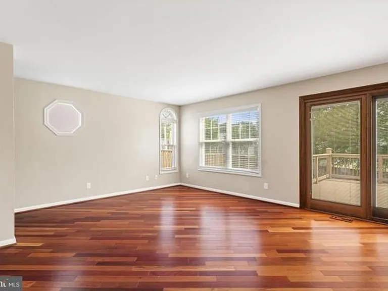10 Sassafras Ln — Photo 31