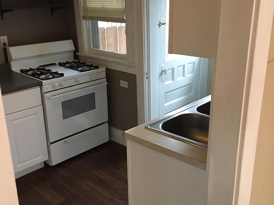 1st image of 71 N Grove St