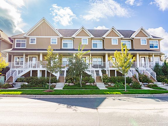 3rd image of 2976 Clover Ridge Dr