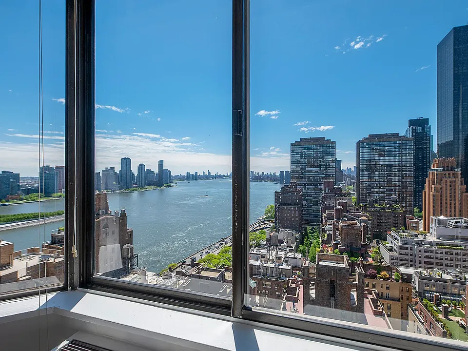 429 E 52nd St #31E