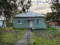 438 S 8th St