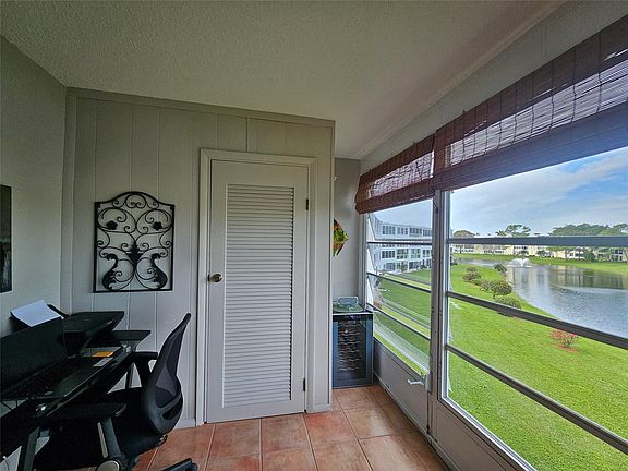 3rd image of 3023 Ashby D #3023