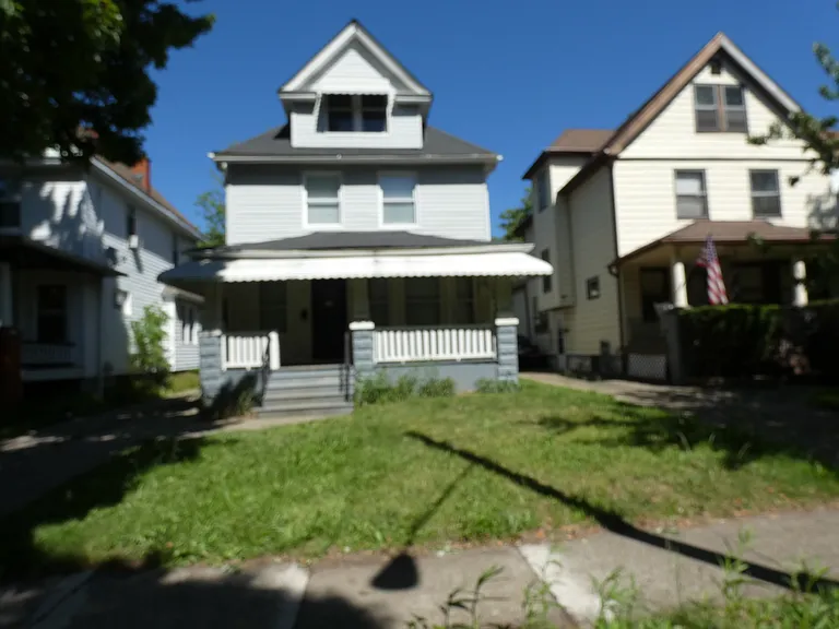 2055 W 87th St — Photo 14