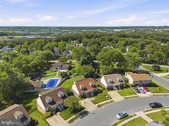 5th image of 8605 Jessica Ln