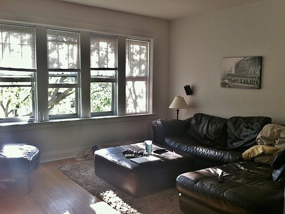 2nd image of 2651 N Marshfield Ave #3S