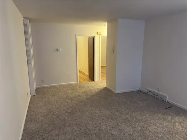 2013 Terril Ln #2, Louisville, KY 40218